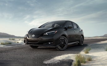 Side view of Nissan LEAF | Tom Naquin Nissan in Elkhart IN
